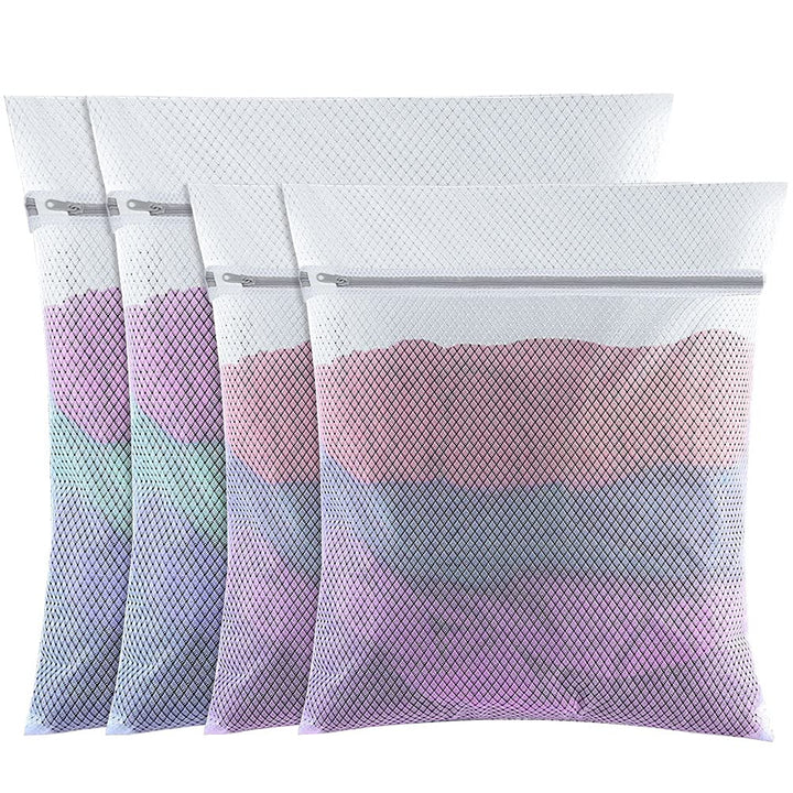 4 Pack Mesh Laundry Wash Bag, Mesh Laundry Bags With Zips (L+M, White) | Coarse Mesh, Protects Delicates from Tangling, Reusable and Durable, Washer & Dryer Safe, For Washing & Travel Storage