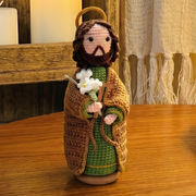 🔥 LIMITED TIME OFFER - Catholic Figurines Crochet Collection – Handmade 9 Inch Wooden Base